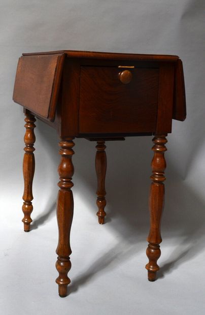 LITTLE oak TABLE with flaps opening with...