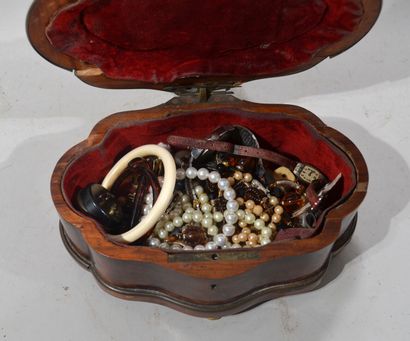 Small marquetry and burr veneer box - Napoleon...