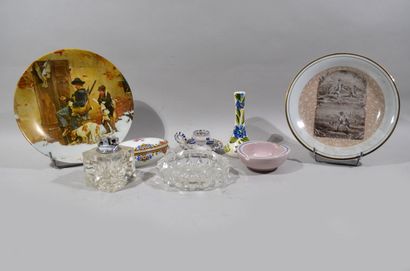 Set of ceramic and glass objects including...