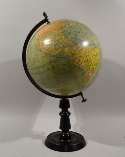 GLOBE TERRESTRE, Mappemonde on foot in black...