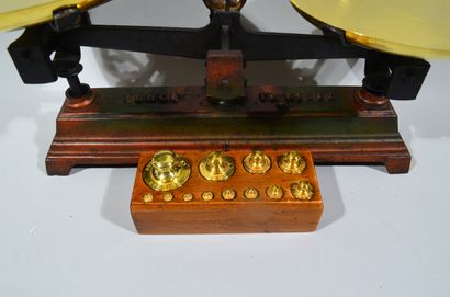 Lot of red and yellow brass including pair...