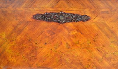 Cylinder desk in veneer with marquetry decoration...