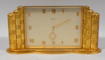 ROSEMONT Geneva.

Gilt metal desk clock with...