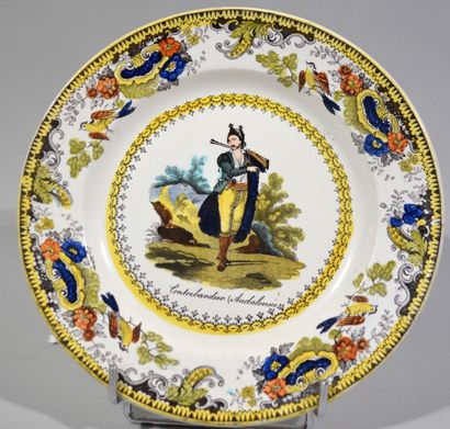 CREIL ET MONTEREAU

Ensemble d'assiettes...