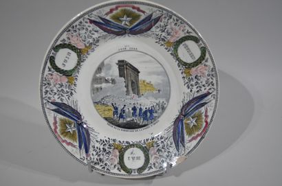 CREIL et MONTEREAU

DIX ASSIETTES en céramique...