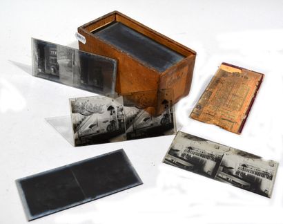 Lot de 53 plaques stéréoscopiques avec vues...