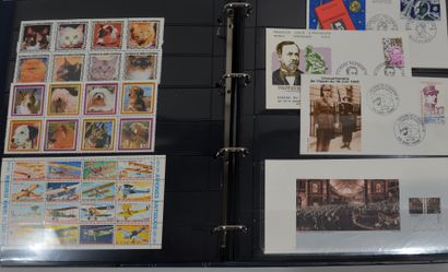 Lot d'enveloppes premier jour et timbres...