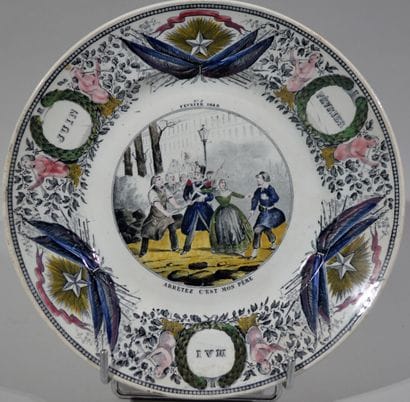 CREIL et MONTEREAU

DIX ASSIETTES en céramique...