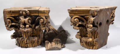 CHAPITEAUX corinthiens en bois sculpté de...