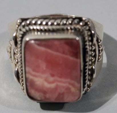 BAGUE en argent massif (925/1000e) ornée...