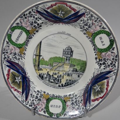 CREIL et MONTEREAU

DIX ASSIETTES en céramique...