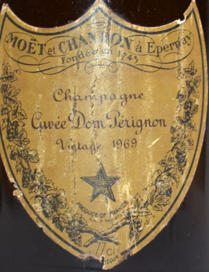 1 bouteille de champagne cuvée Dom Pérignon...