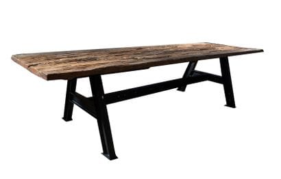 Importante et grande TABLE de salle à manger...