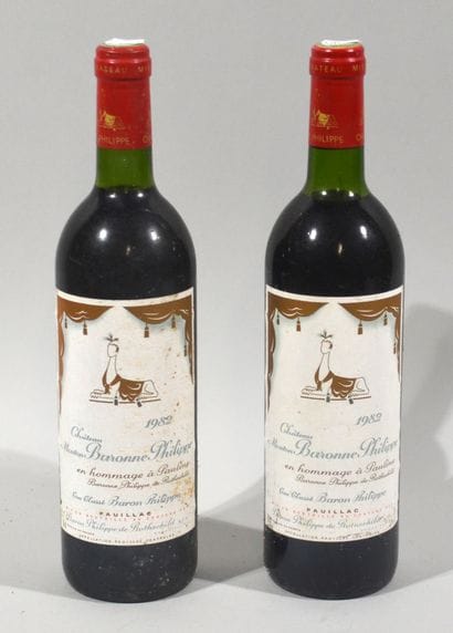2 bouteilles de CHATEAU MOUTON BARONNE PHILIPPE...