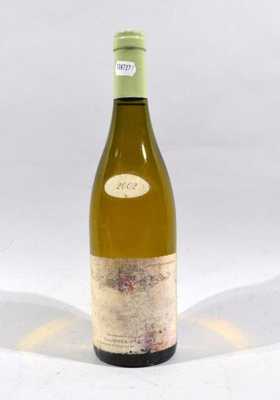 Une bouteille de Puligny-Montrachet, domaine...