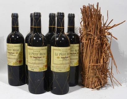 7 bouteilles de LE PETIT RICHE Sang Royal...