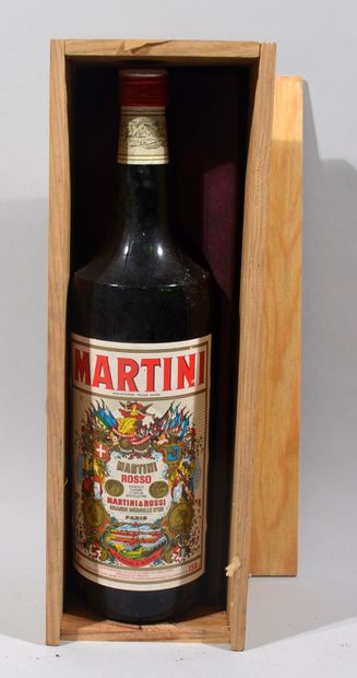 Un Magnum de MARTINI rouge (en caisse bois...