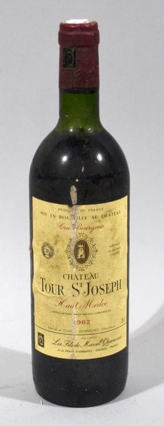 1 bouteille de CHATEAU TOUR SAINT JOSPEH...