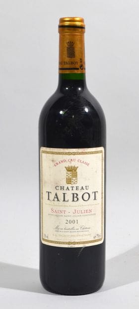 Une bouteille de CHATEAU TALBOT Saint Julien...