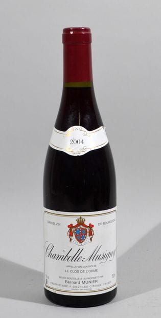 Une bouteille de CHAMBOLLE MUSIGNY 