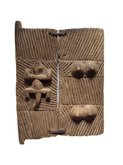 DOGON, Mali.

PORTE DE GRENIER à décor de...