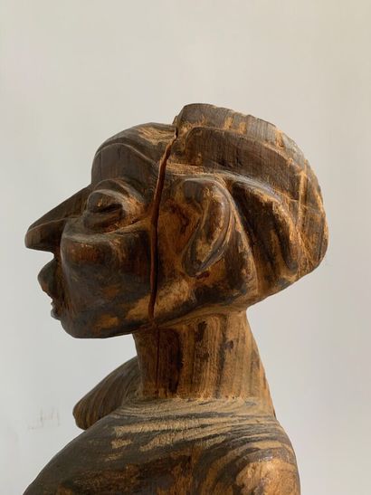 BAMILEKE, Cameroun.

MATERNITE ASSISE en...