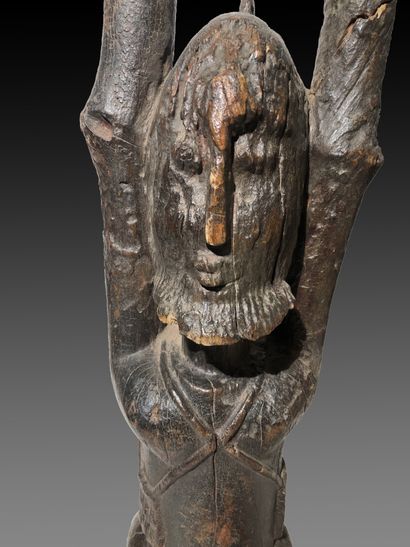 DOGON, Mali

Statue en bois anthropomorphe...