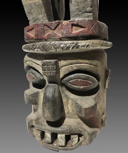 AFRIQUE

Masque anthropo-zoomorphe en bois...