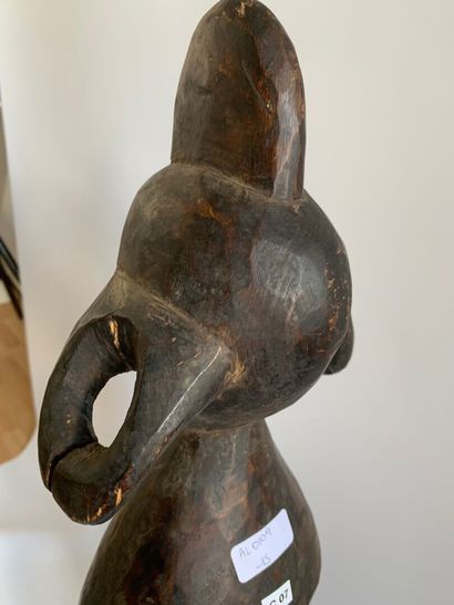 Style MUMUYE, NIGERIA 

STATUE en bois sculpté...