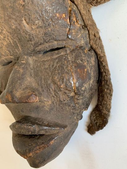 Type DAN, Côté d'Ivoire.

MASQUE en bois...