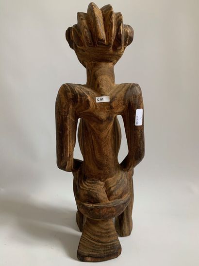 BAMILEKE, Cameroun.

MATERNITE ASSISE en...