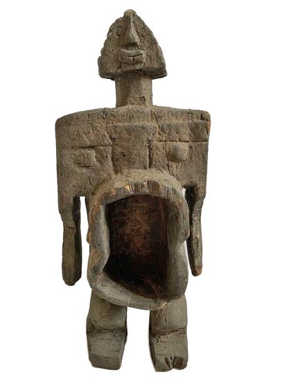AFRIQUE

FIGURE D'AUTEL en bois sculpté et...
