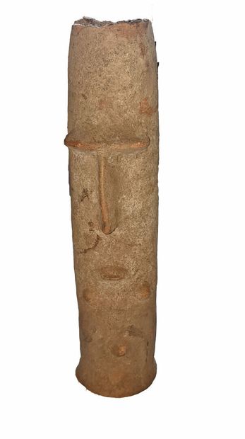 BURA, Niger.

URNE FUNERAIRE cylindrique...