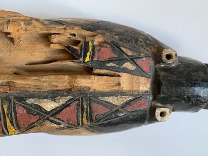 MOSSI, Burkina Faso.

MASQUE CASQUE en bois...