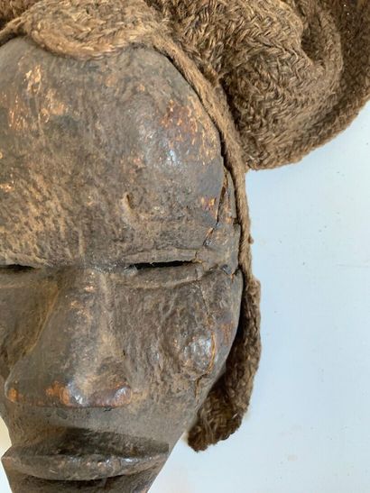 Type DAN, Côté d'Ivoire.

MASQUE en bois...