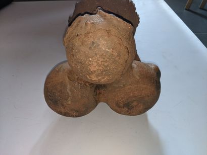 MANGBETU, Congo.

IMPORTANT VASE en terre...