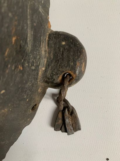 COTE D'IVOIRE.

MASQUE en bois sculpté à...