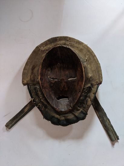 DAN, Côte d'Ivoire

MASQUE en bois patiné...