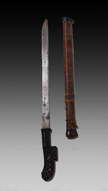 TORAJA, Indonésie Sulawesi

Épée 
