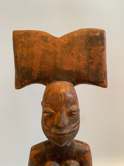 YORUBA, Nigéria

OSHE-SHANGI en bois sculpté...