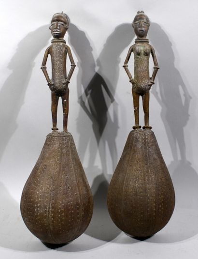 Côte d'Ivoire

Cuillère à riz en bronze ciselé,...