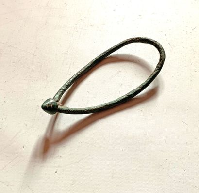 LOBI, Burkina Faso.

LOT de cinq bracelet...