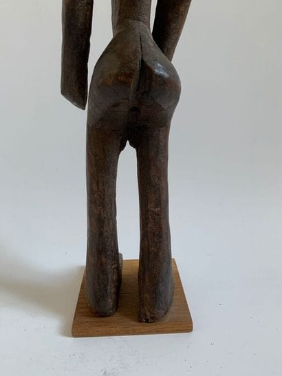 AFRIQUE.

FIGURE FEMININE dans le goût Dogon.

Haut.:...