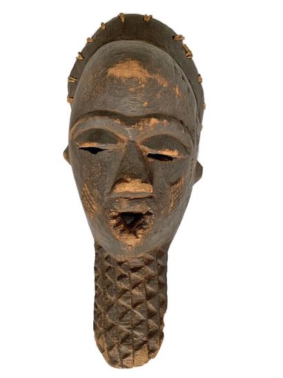 Style PENDE, Côte d'Ivoire.

MASQUE en bois...