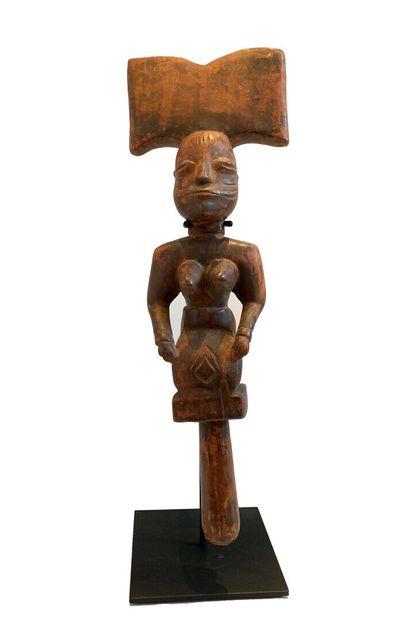 YORUBA, Nigéria

OSHE-SHANGI en bois sculpté...