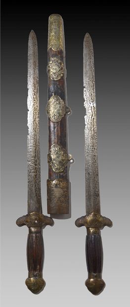 CHINE

Doublé épée 