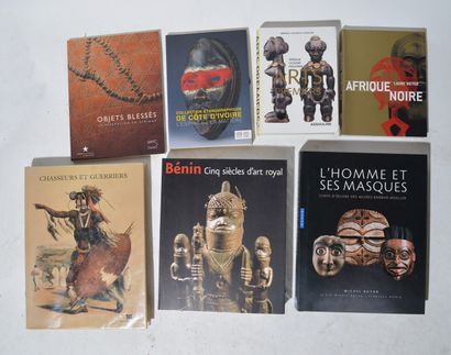 AFRIQUE 

Lot de livres : 

- MUSEE DU QUAI...