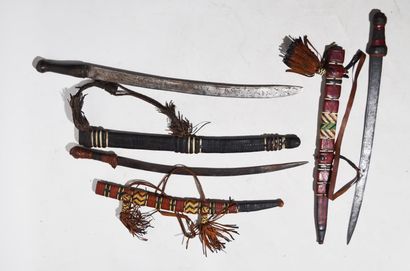 WOLOF, Sénégal

Réunion de trois sabres lame...
