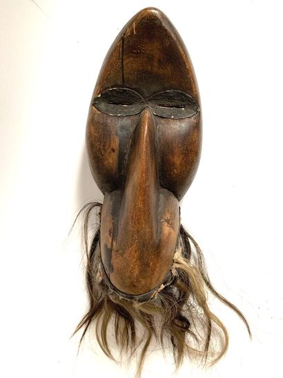 Type DAN, Côte d'Ivoire.

MASQUE en bois...