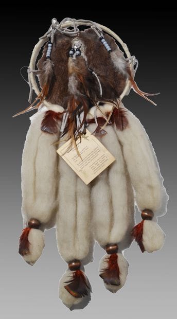 GRAND ATTRAPE-REVES en laine de mouton, ourrure...